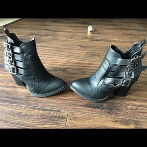 Wild diva Ankle booties